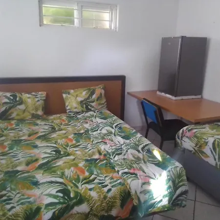 アパート Parkwohnung Bothfeld Mit Terrasse 200m Von Ubahn 2 ハノーファー